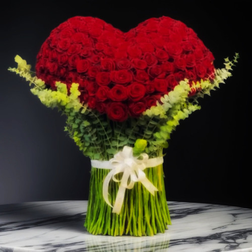 گلفروشی ارومیه، دسته گل رز طرح قلب (سه بعدی)