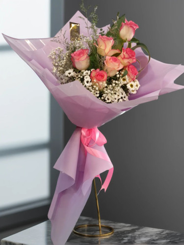 دسته گل رز لوکس صورتی ۷ شاخه با کرتنزیا | ارسال فوری در ارومیه | فلوریست ارومیا